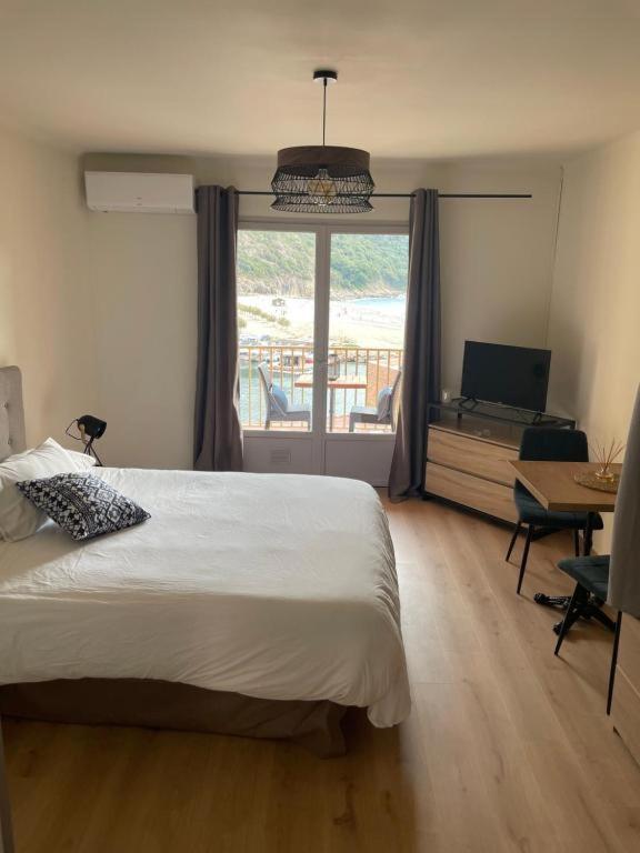 Appartements Les Residences Du Port La Siesta Porto  Экстерьер фото